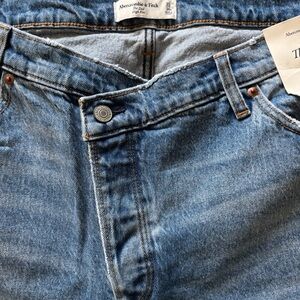 NWT Abercrombie & Fitch Women's Blue Boot Cut Jeans Size 33 SHORT